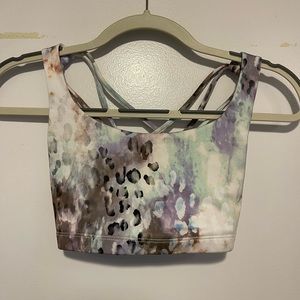 Onzie Chic Sports Bra - Animal print